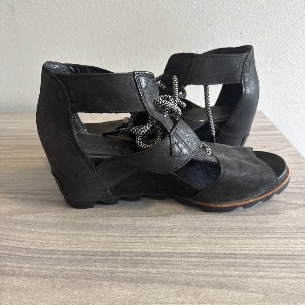 Sorel Joanie Lace Black Leather Open Toe Wedge Sandals Women's Size 12